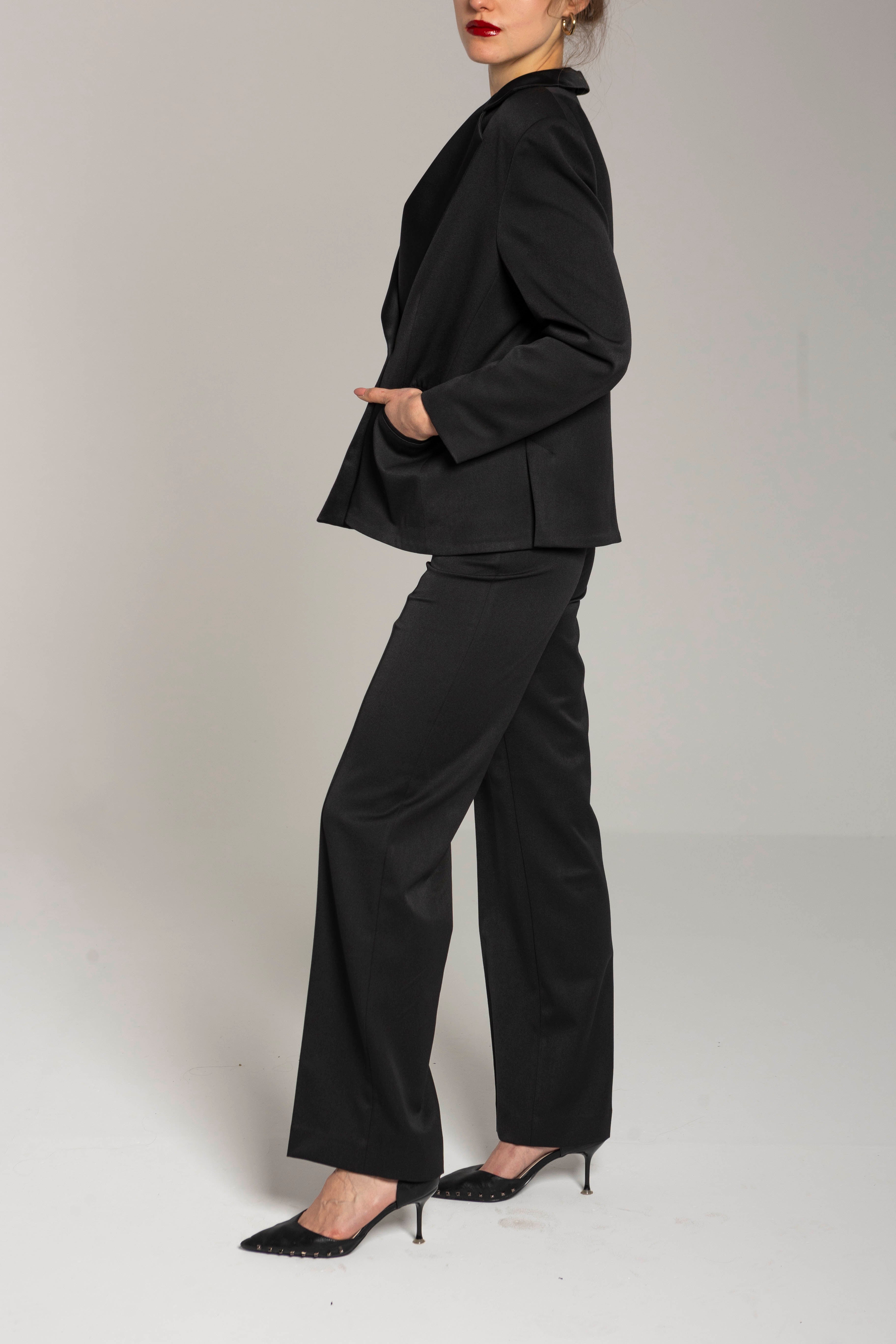 Black straight pants