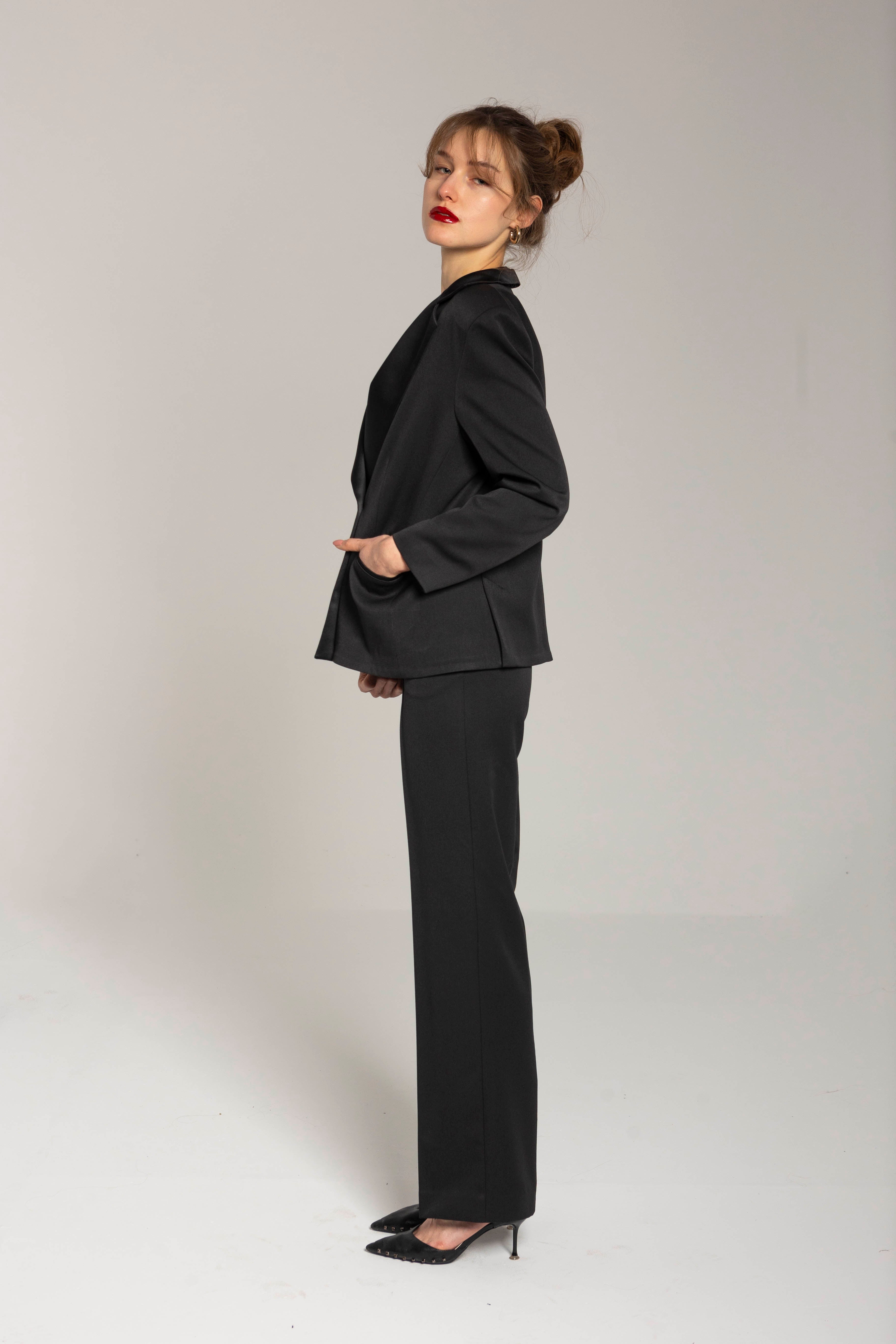 Black straight pants